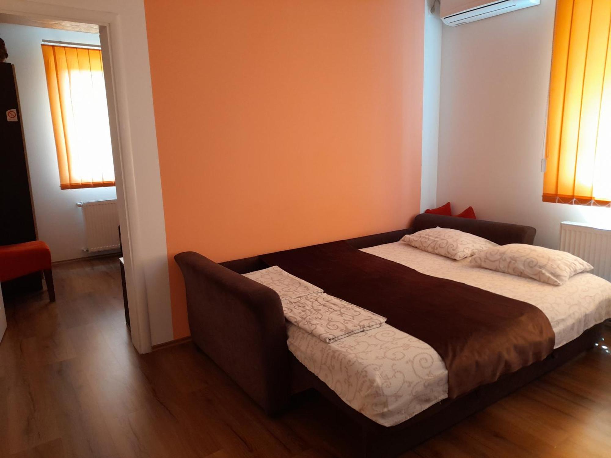Kety Apartments 크라구예바츠 객실 사진