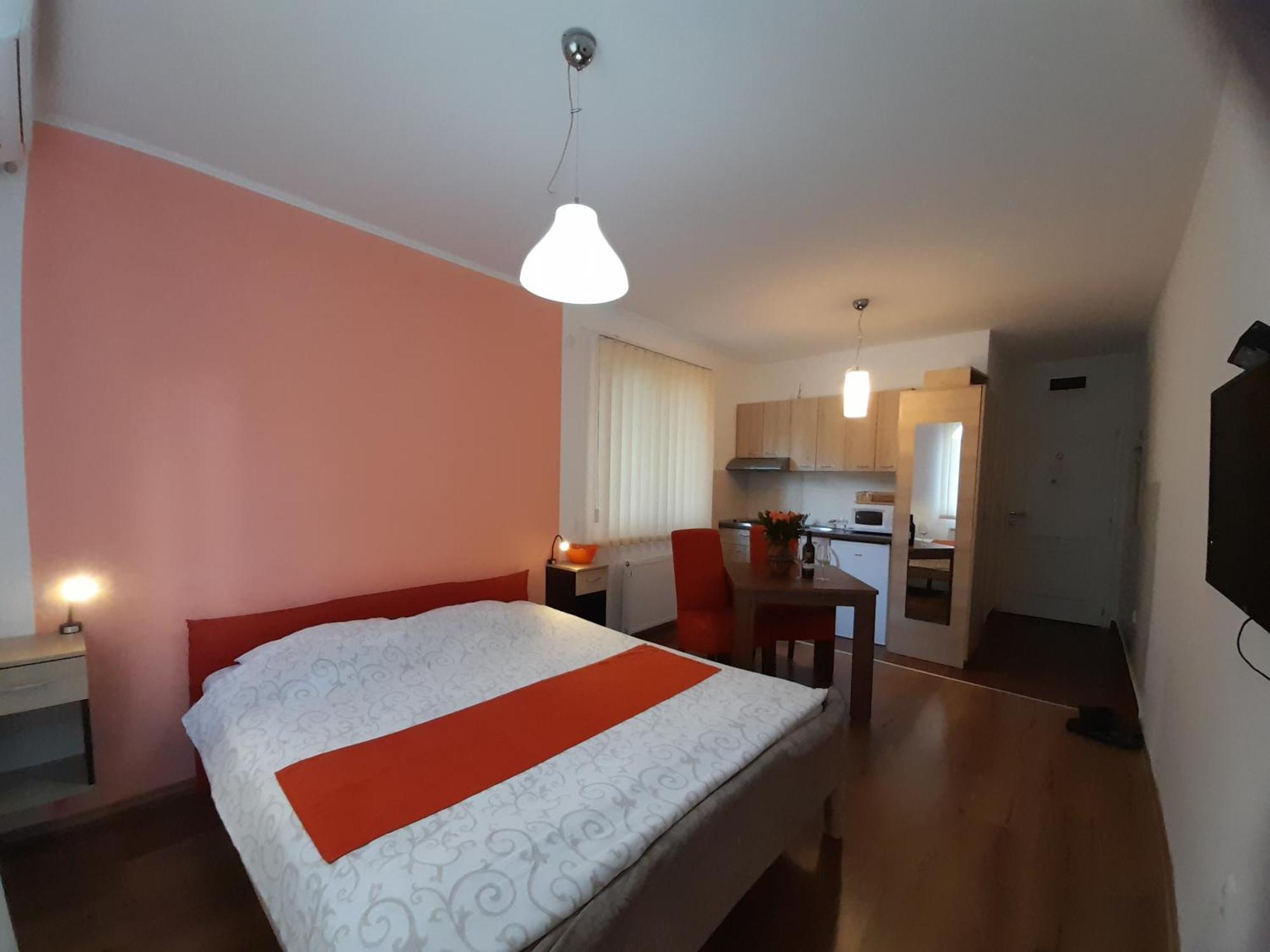 Kety Apartments 크라구예바츠 객실 사진
