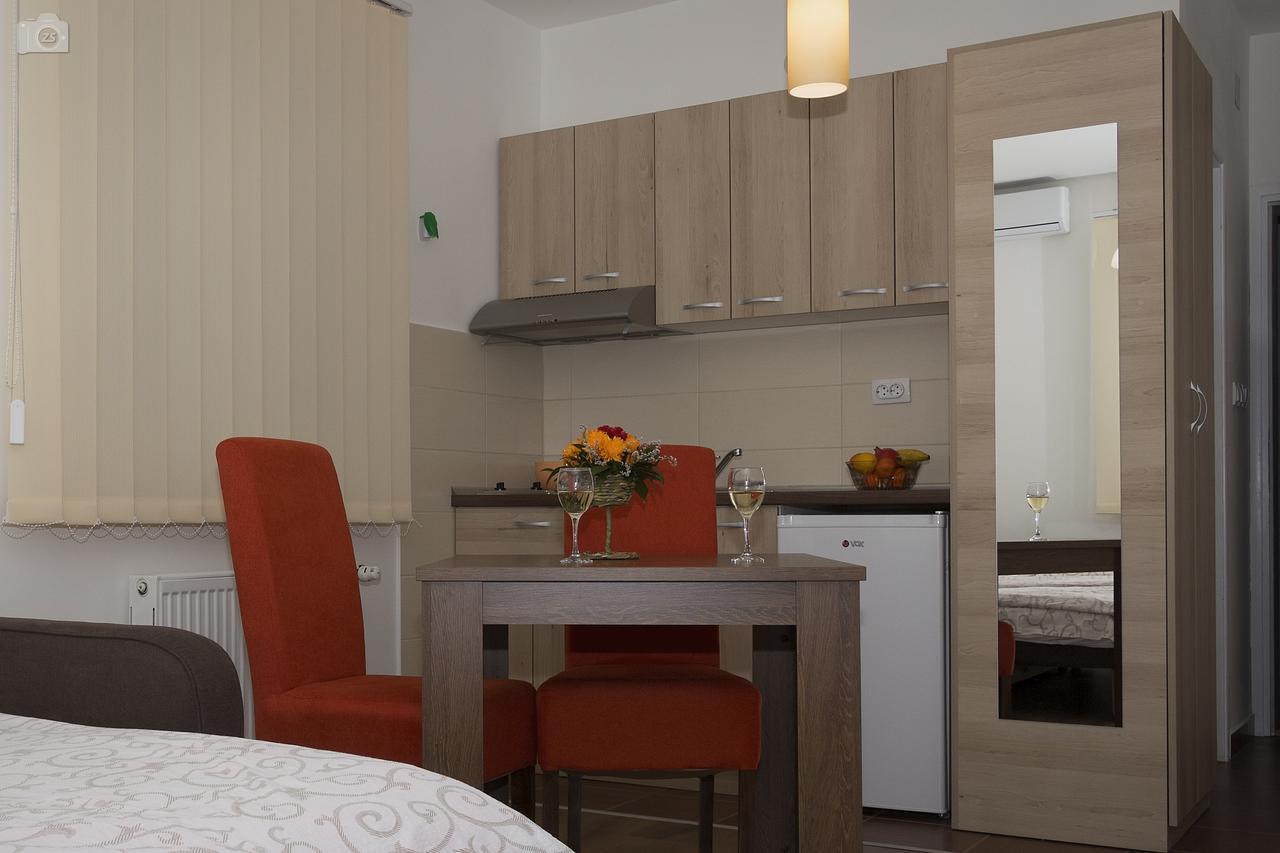 Kety Apartments 크라구예바츠 외부 사진